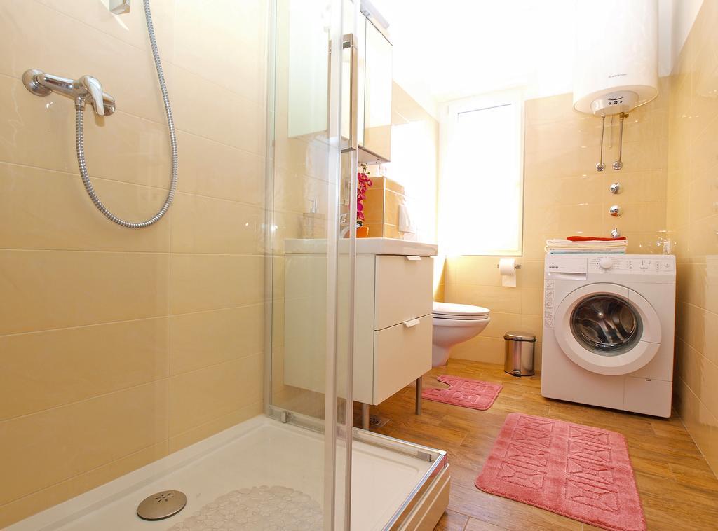 Apartment Snezana 1200 Fažana Extérieur photo
