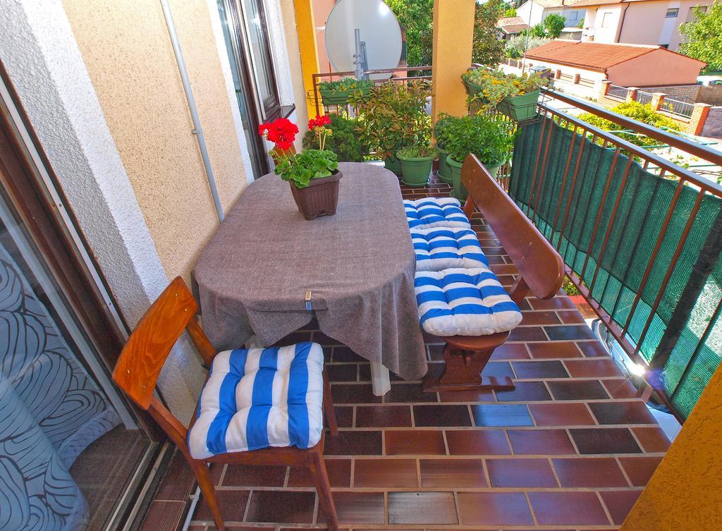 Apartment Snezana 1200 Fažana Extérieur photo